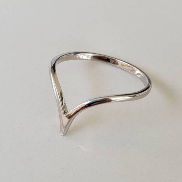 Sterling Silver Chevron Ring, V Women Ring, Simple Stack Ring,Dainty Silver Ring - Picture 9 of 9